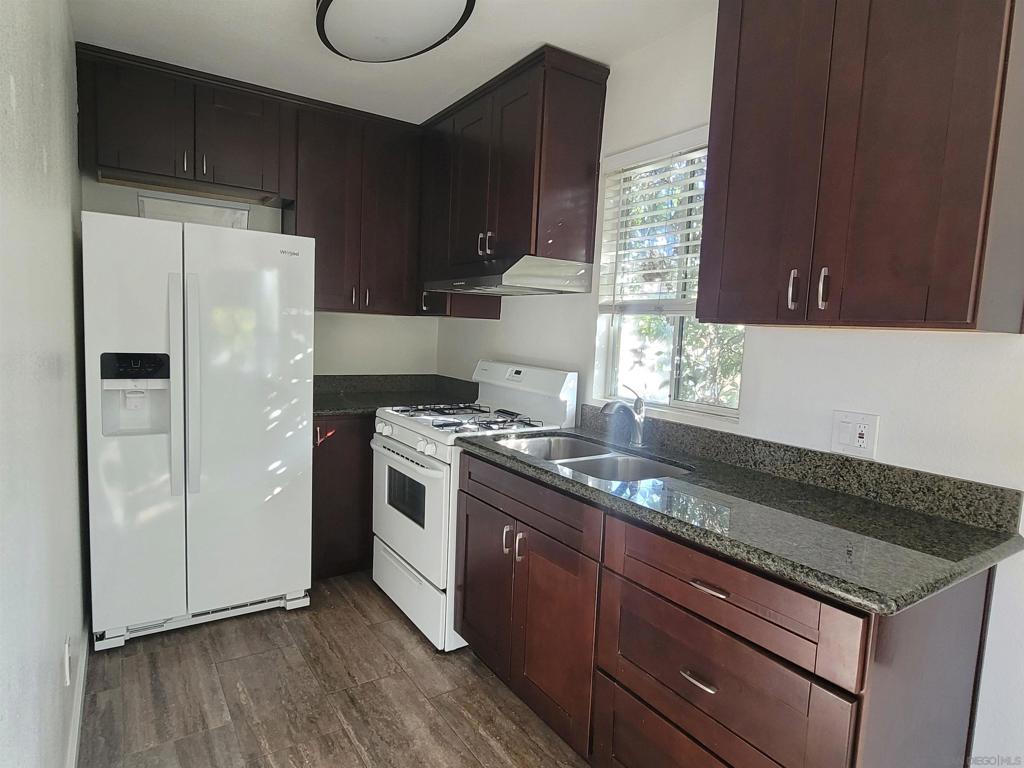 3967 8th - photo 2