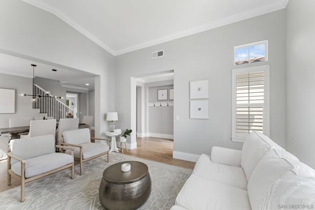 2169 Corte San Simeon, Chula Vista CA: https://media.crmls.org/mediaz/ba9b3d34-db7c-42ab-85c0-4cd9ba6aba10.jpg