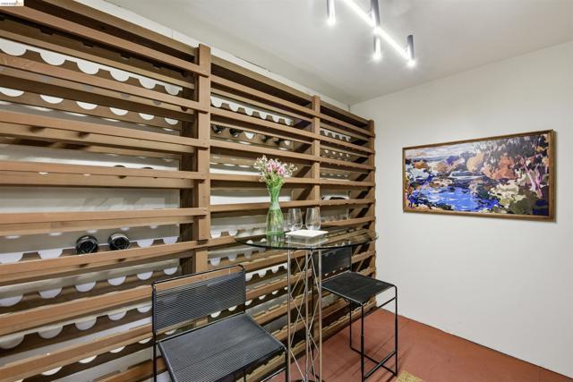 44 Highgate Rd, Kensington CA: https://media.crmls.org/mediaz/ba9b791b-c2a4-41fd-bd20-7c264c223139.jpg