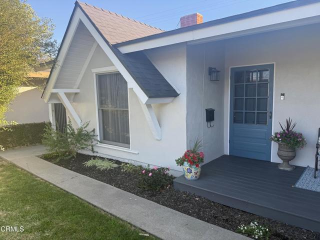 Detail Gallery Image 2 of 32 For 4982 Lafayette St, Ventura,  CA 93003 - 4 Beds | 2/1 Baths