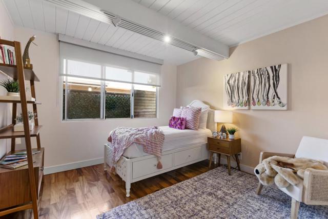 3036 Atwater Drive, Burlingame CA: https://media.crmls.org/mediaz/ba9caaeb-6a69-4205-b01b-8fa680ca3232.jpg