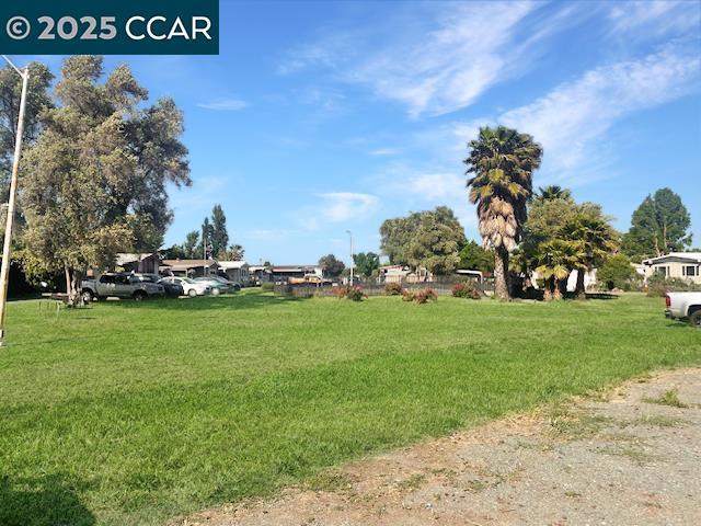841 W Brannan Island Rd, Isleton CA: https://media.crmls.org/mediaz/ba9cd2c2-664d-4fa2-9c4b-ecb9ffd1a6dd.jpg