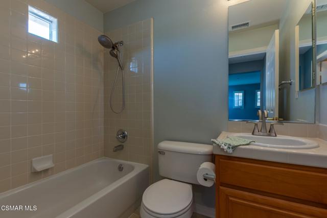 3343 Shadetree Way, Camarillo CA: https://media.crmls.org/mediaz/ba9d224e-957a-456c-ad80-b9ad41b4699b.jpg