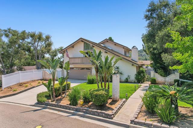 2807 Carlton Way, Fallbrook CA: https://media.crmls.org/mediaz/ba9d40df-aed8-4981-936d-0bd7b64d4b0a.jpg