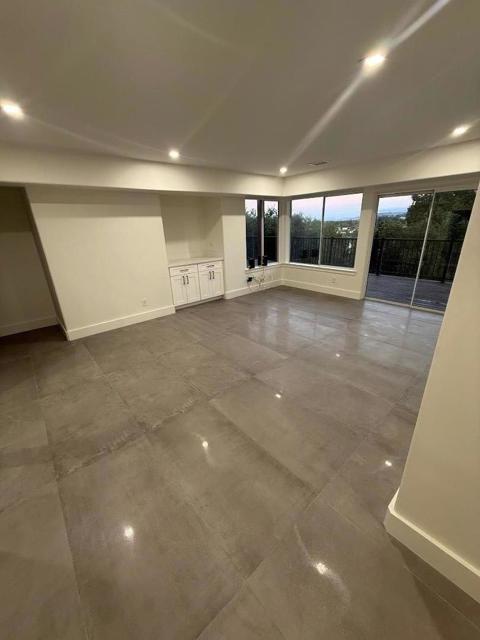 1501 Welburn Avenue, Gilroy CA: https://media.crmls.org/mediaz/ba9d5d09-bddc-41be-9806-6f0ad47ff6f5.jpg