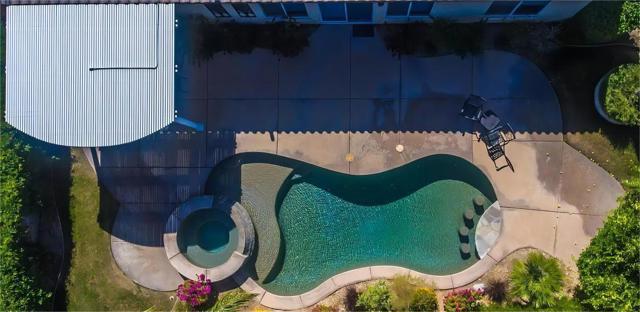 988 Alta, Palm Springs CA: https://media.crmls.org/mediaz/ba9f7990-a33d-4bb0-856b-a4876cdfa8fb.jpg