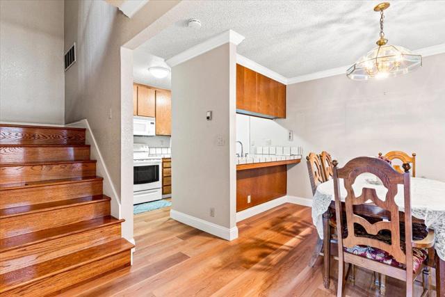 1858 Home Gate Drive, San Jose CA: https://media.crmls.org/mediaz/ba9fe244-7da7-4418-9d2e-91342860e7a8.jpg