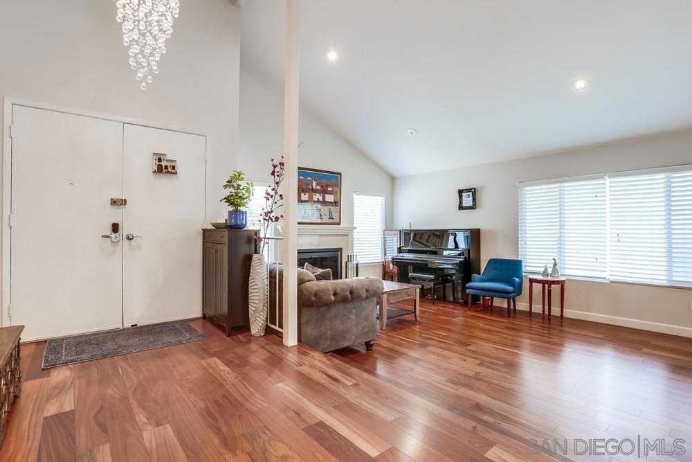 MLS #250025290SD img 24