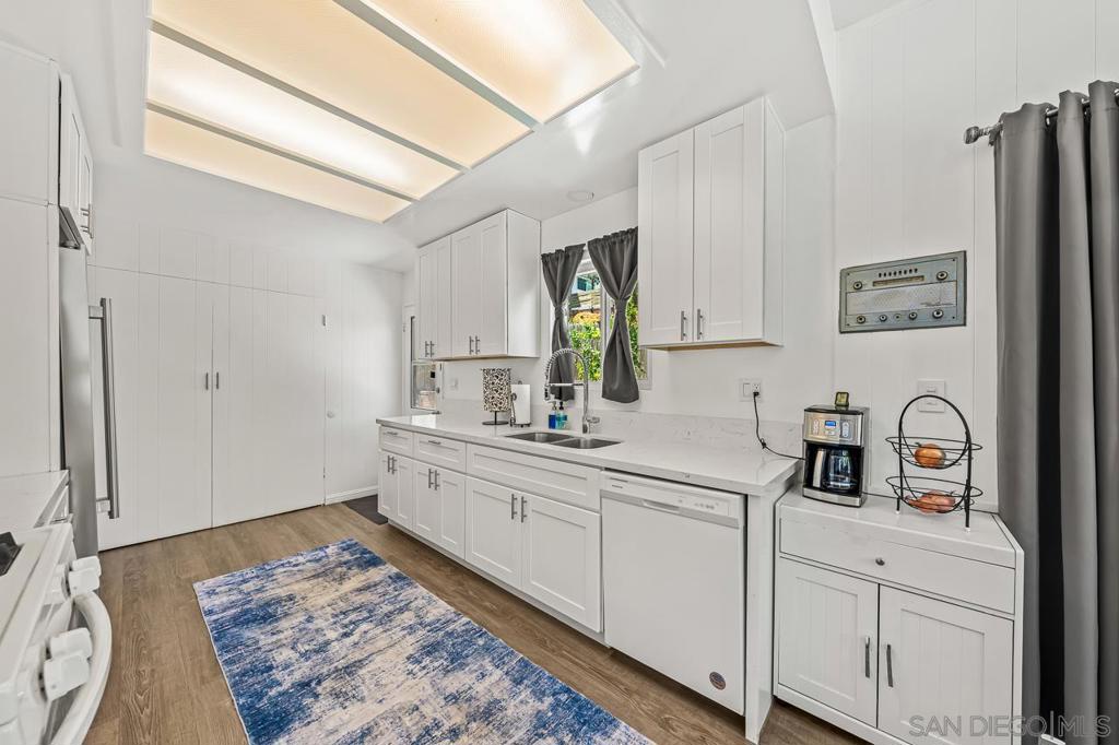 705 Beacon Pl - photo 20