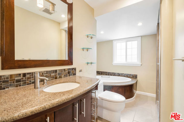 3 Bed Home for Sale in Burbank, California