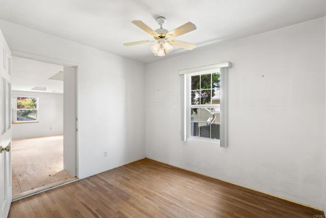 1120 Devonshire Drive, Ocean Beach (San Diego) CA: https://media.crmls.org/mediaz/baa2b125-2c98-46b1-a5a9-e62726c41cd8.jpg
