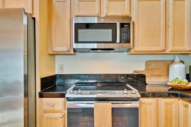 851 Burns Avenue, Aptos CA: https://media.crmls.org/mediaz/baa2d64b-1aa2-48c0-90ae-0162f9ec1138.jpg