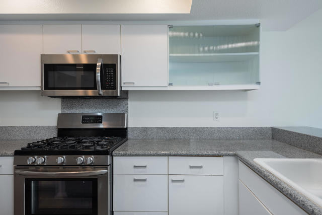 35200 Cathedral Canyon Drive, Cathedral City CA: https://media.crmls.org/mediaz/baa409b8-97f2-48b4-a7fd-594bc9e76fe4.jpg