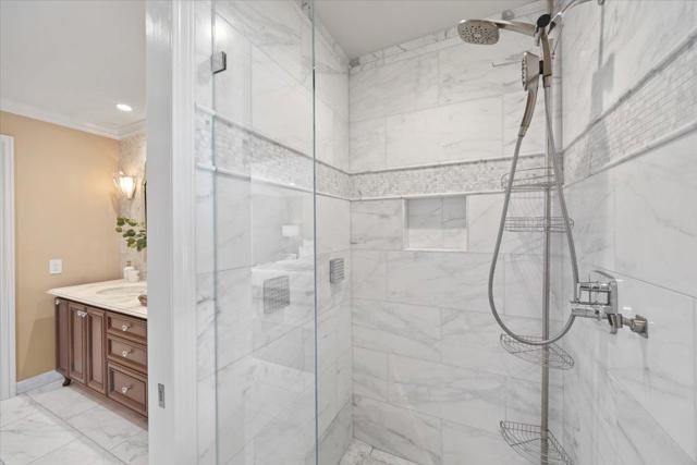 20811 Norada Court, Saratoga CA: https://media.crmls.org/mediaz/baa575bb-5047-40d8-881c-390a11987ba7.jpg