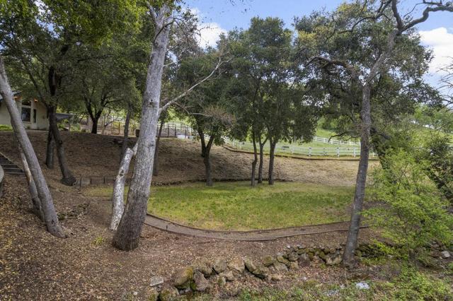 14205 Shannon Road, Los Gatos CA: https://media.crmls.org/mediaz/baa5dc68-2f8e-41f8-b1a7-7f431dbdc215.jpg