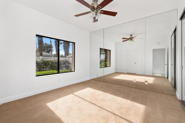 80471 Oak Tree, La Quinta CA: https://media.crmls.org/mediaz/baa7570a-e602-4b37-96cc-77d01a858a07.jpg