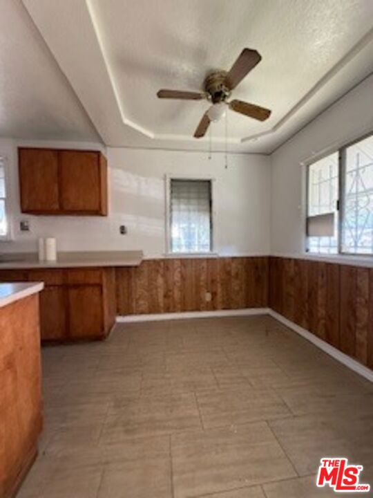 13103 Vaughn Street photo 7