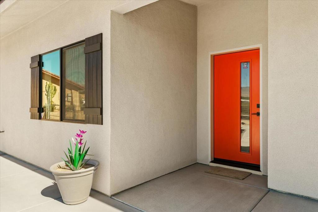 MLS #219138034PS image #2