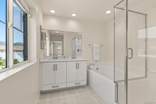 8553 Dartmouth St, Santee CA: https://media.crmls.org/mediaz/baa93c85-7302-42ac-8143-5313fcc90c38.jpg
