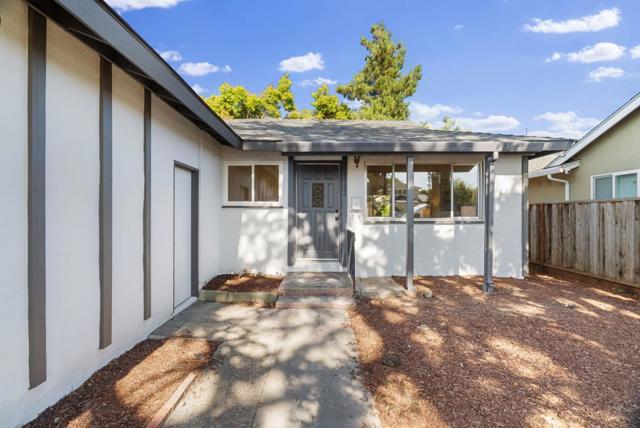 5712 Calpine Drive, San Jose CA: https://media.crmls.org/mediaz/baa9bc23-9650-48ac-912b-b1e54e2273dc.jpg