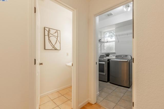 4008 Mount Vernon Pl, Dublin CA: https://media.crmls.org/mediaz/baaa75f7-a726-4ff7-aaf4-687ee9ad3ba8.jpg