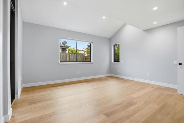 1115 Spruce Street, Millbrae CA: https://media.crmls.org/mediaz/baaabaa8-a7cf-4b95-b9d4-08a9faf6f38c.jpg