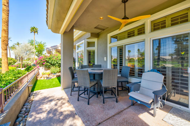 78829 Putting Green Drive, Palm Desert CA: https://media.crmls.org/mediaz/baabaf12-1a67-47e8-8ef5-540c531b9f82.jpg