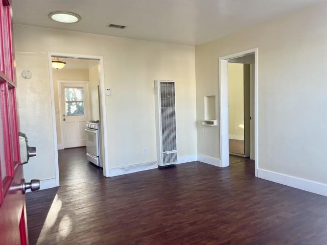 4985 89 Narragansett Ave, San Diego CA: https://media.crmls.org/mediaz/baac673b-509d-43fe-803f-52a077f59aa3.jpg