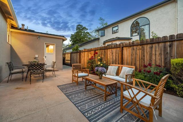 4061 Verdosa Drive, Palo Alto CA: https://media.crmls.org/mediaz/baacb542-14c6-4b1d-8e38-5cedfb801600.jpg