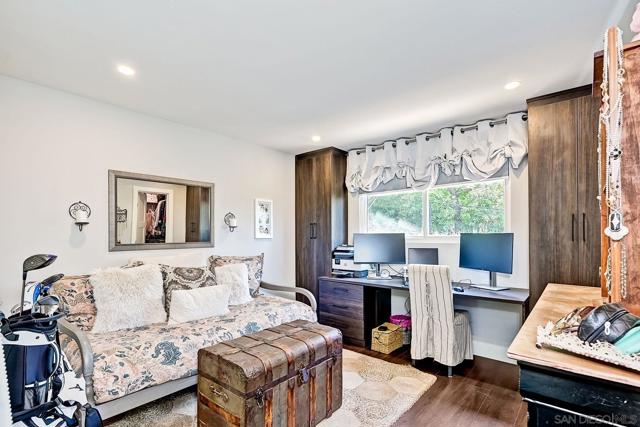 660 Via Rancho Pkwy, Escondido CA: https://media.crmls.org/mediaz/baae211d-6d49-42bb-a36a-6c16156bfbe7.jpg