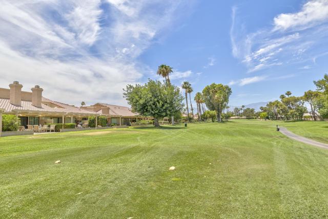 Image 33 of 45 For 77704 Woodhaven Drive