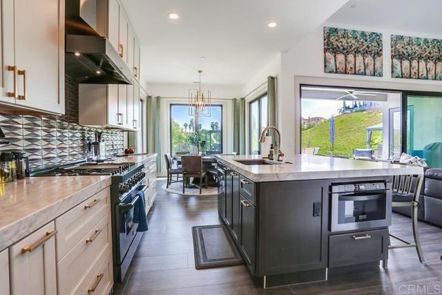 2255 Via Dulcea, Fallbrook CA: https://media.crmls.org/mediaz/baaec2e3-74e3-4589-b2d3-7e83afa59c04.jpg
