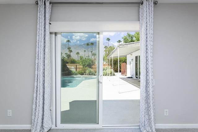 2963 E Orella Circle, Palm Springs, CA 92264