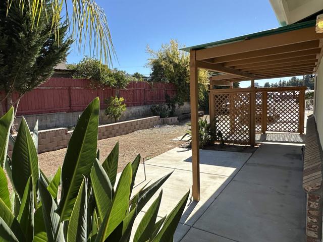 Detail Gallery Image 43 of 61 For 2445 S. Stage Coach Ln, Fallbrook,  CA 92028 - 4 Beds | 3 Baths