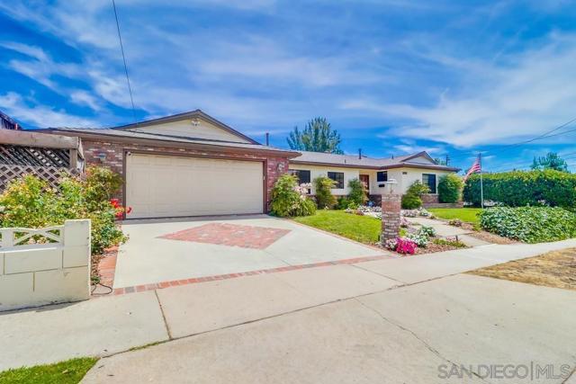 6081 Veemac, La Mesa CA: https://media.crmls.org/mediaz/bab0ff32-aca6-412e-8675-3be662859412.jpg