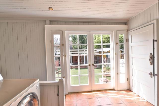 73 S 15th Street, San Jose CA: https://media.crmls.org/mediaz/bab10f6c-52ff-48a0-b2c7-5dd4a1d75c54.jpg