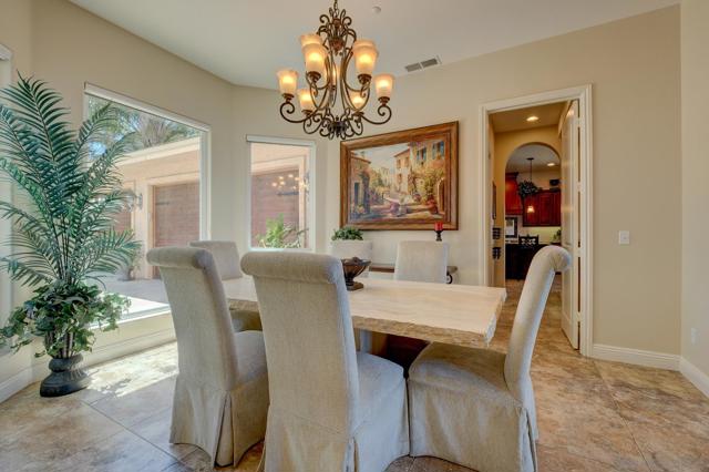16677 Falcon Heights Rd, Ramona CA: https://media.crmls.org/mediaz/bab16b0d-39c3-46c7-9e17-98aa754061e4.jpg