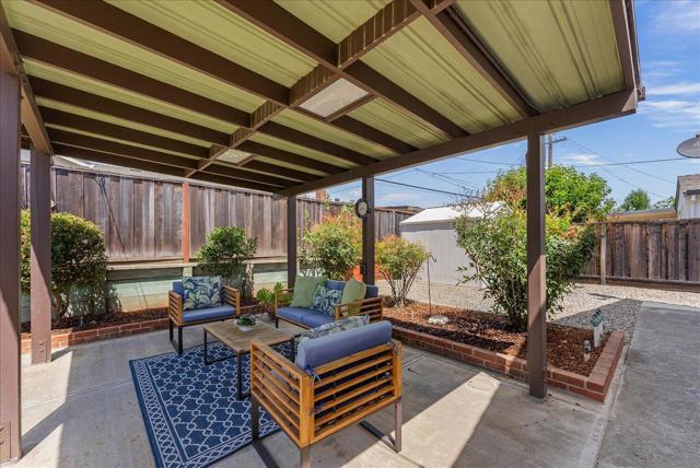 897 Loyalton Drive, Campbell CA: https://media.crmls.org/mediaz/bab1a2c3-3e29-490f-bce5-fb4ad66781b0.jpg