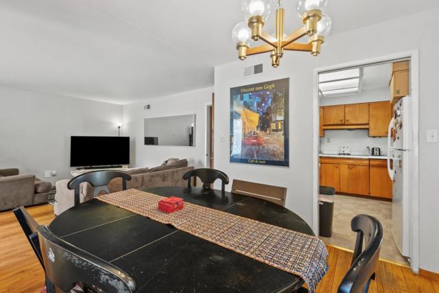 3160 Waverley Street, Palo Alto CA: https://media.crmls.org/mediaz/bab3c895-5a95-41c6-b5cb-c36e696e191c.jpg