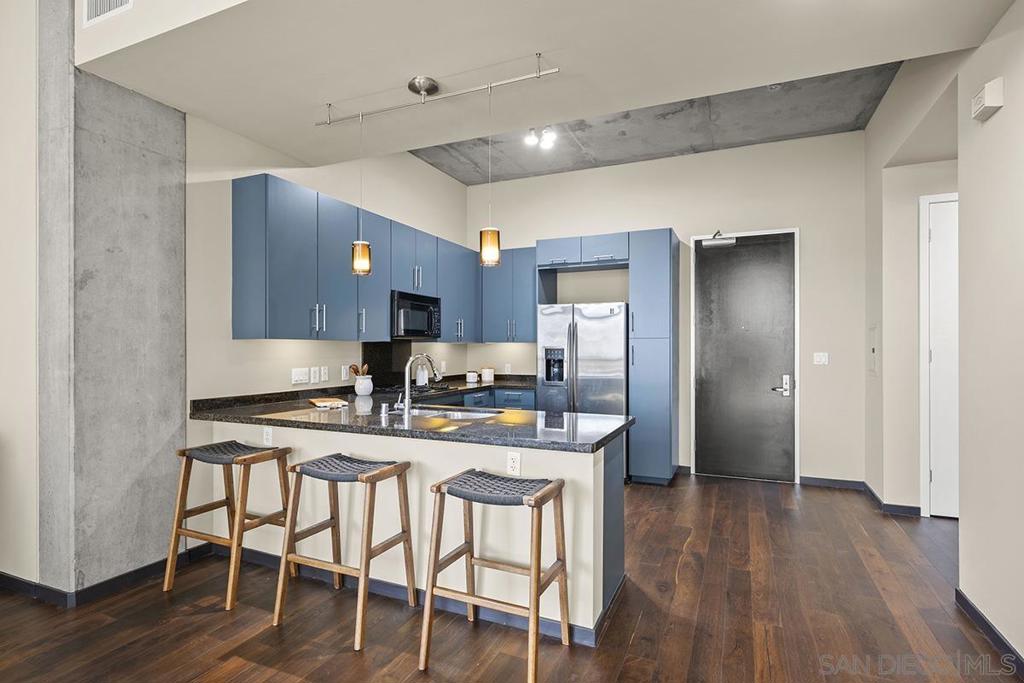 527 Tenth Ave - photo 16