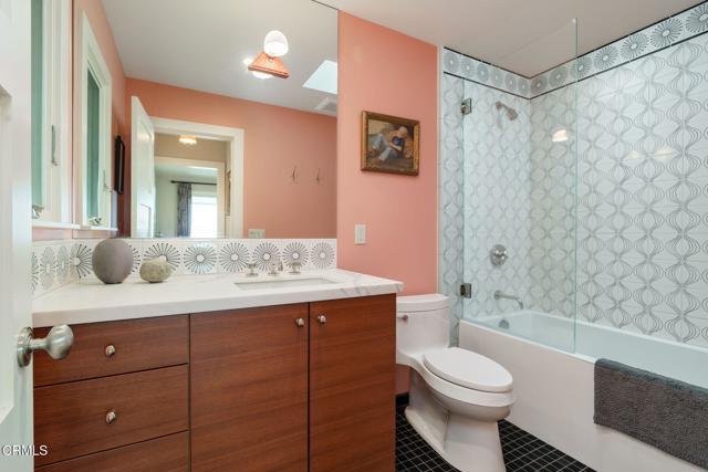 960 Roble Lane, Santa Barbara CA: https://media.crmls.org/mediaz/bab592c7-1cef-4c15-8026-716ad637228c.jpg