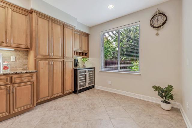 5871 Masoni Place, Gilroy CA: https://media.crmls.org/mediaz/bab5de86-3832-4176-88bd-93dd782ef769.jpg