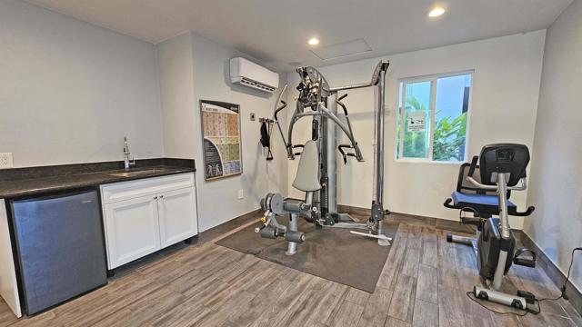 5252 Orange Ave, San Diego CA: https://media.crmls.org/mediaz/bab65bed-8063-49fb-ada9-4ec66d6f0aa2.jpg
