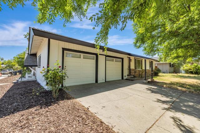 1134 Agatha Way, Sacramento CA: https://media.crmls.org/mediaz/bab6bd8c-67a4-49a4-8ca6-096956b4d90b.jpg