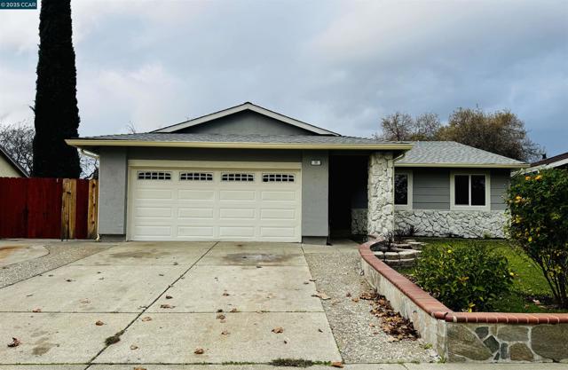 30 Greensboro Way, Antioch CA: https://media.crmls.org/mediaz/bab98db9-f114-4555-a89c-37d5cf68768d.jpg