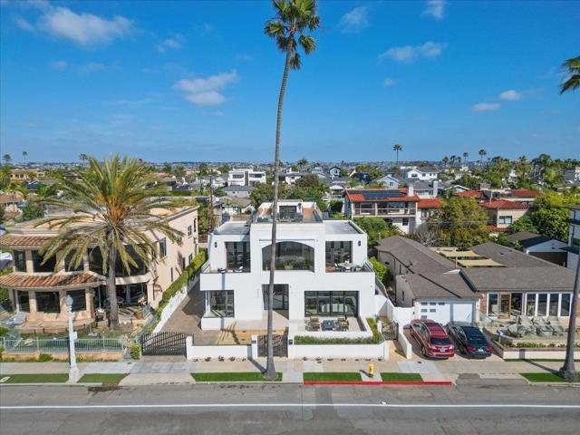 3535 Riviera Drive, San Diego CA: https://media.crmls.org/mediaz/baba1598-7c84-45f4-b50b-172533a48cc6.jpg