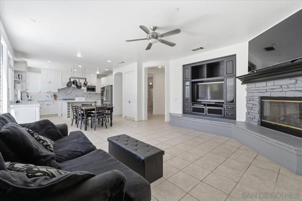 10669 El Caballo - photo 11