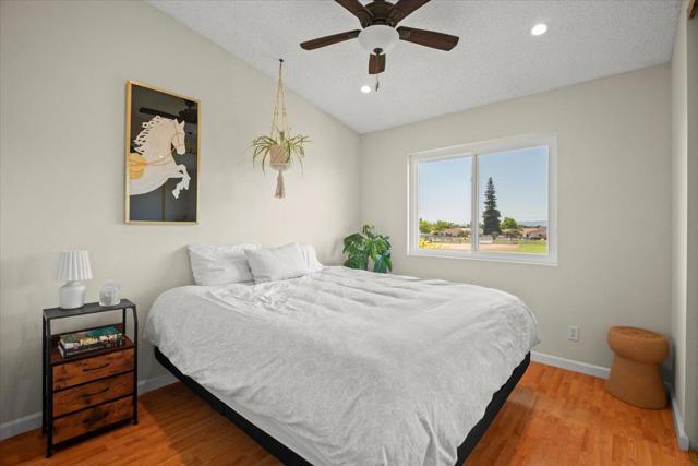 3847 Yorkshire Street, San Leandro CA: https://media.crmls.org/mediaz/baba6edb-064f-4016-b8df-2d688ef3d712.jpg