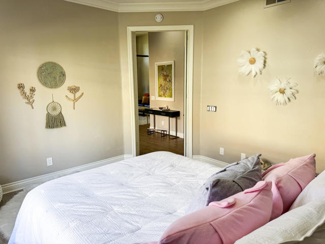 54974 Oaktree, La Quinta CA: https://media.crmls.org/mediaz/babaa33f-e9ac-4bdb-af65-c9499c66e91c.jpg