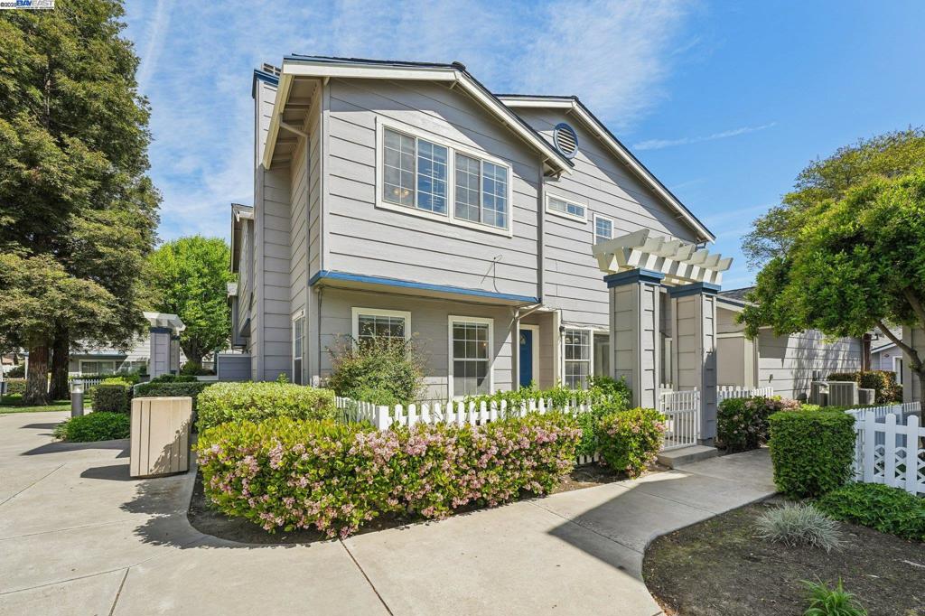 2257 Sudbury Ct